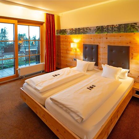 Berghotel Mummelsee Зеебах Экстерьер фото