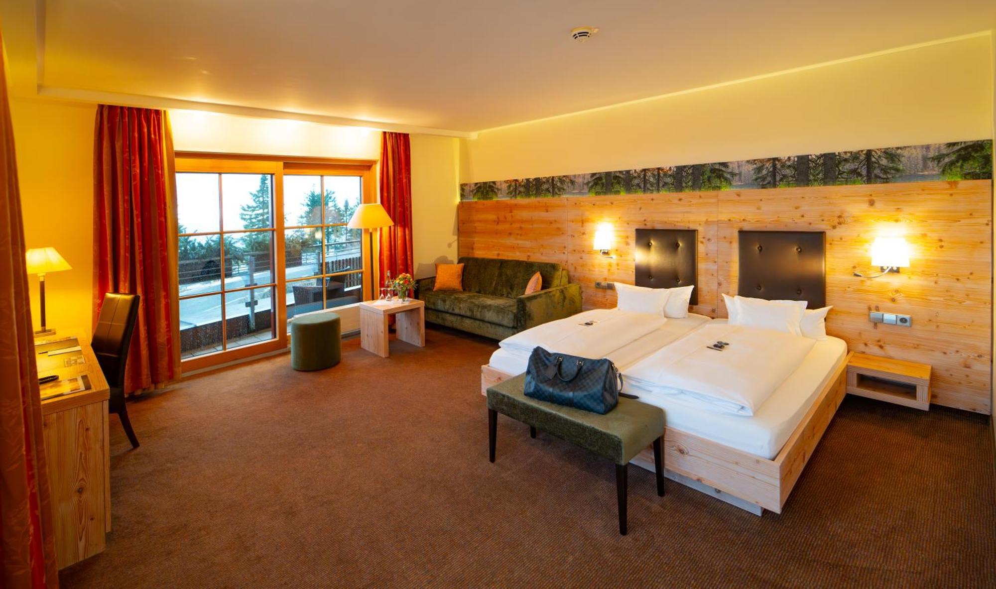 Berghotel Mummelsee Зеебах Экстерьер фото